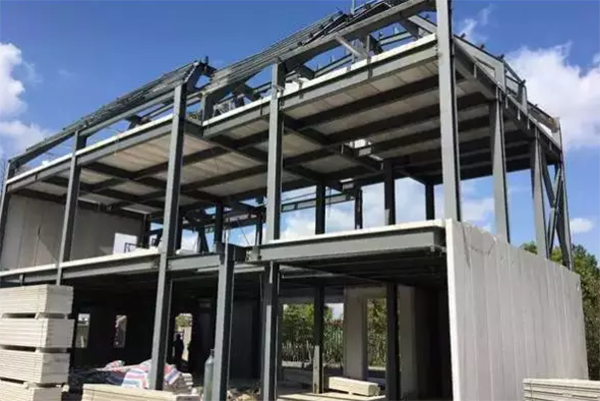 1635476312467093.png 鋼結(jié)構(gòu)框架裝配式板材別墅簡(jiǎn)介.png